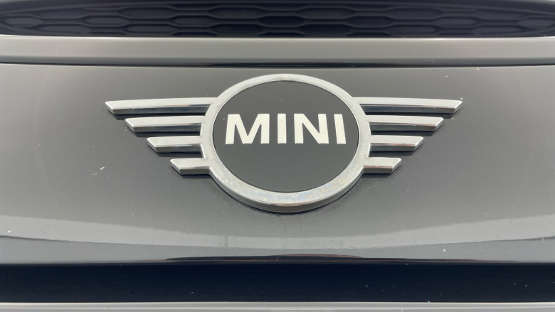 MINI Hatchback 135kW Cooper S Level 1 33kWh 3dr Auto Electric Hatchback